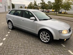 Audi A4 Avant - 2.0 5V Pro Line