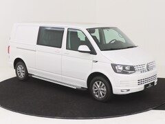 Volkswagen Transporter - T6 2.0TDI 150PK L2H1 DC 5 PERSOONS LMV AIRCO NAVIGATIE VIA CARPLAY PDC VOOR EN ACHTER DUBB