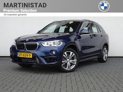 BMW X1 - 2.0iA sDrive High Executive | Sport Line | Parking Pack | Safety Pack | Lederen Bekleding
