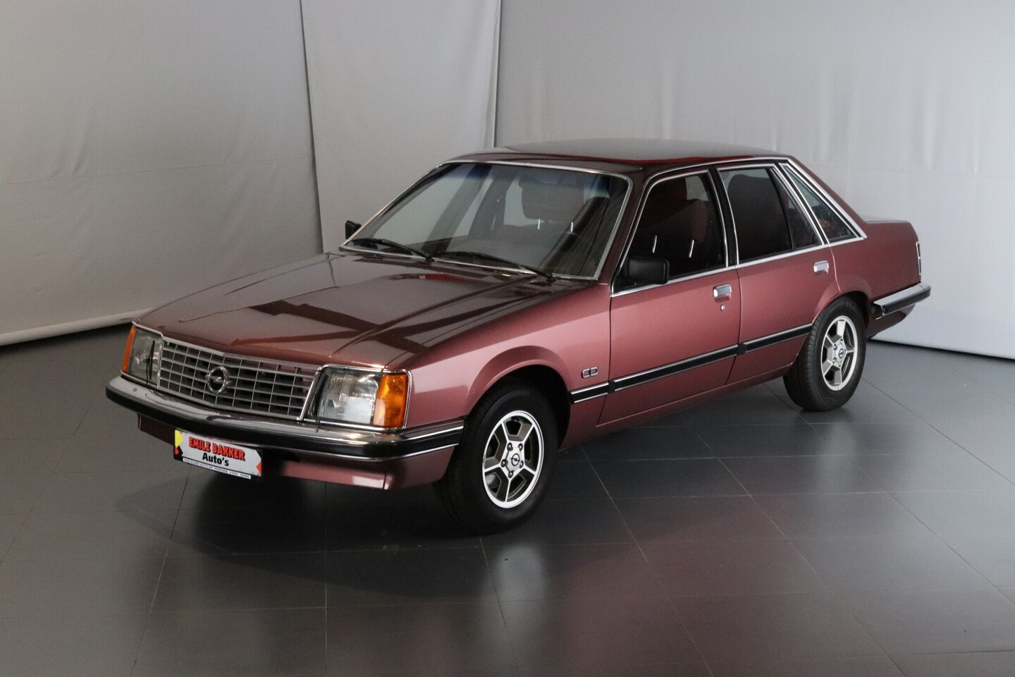 opel-senator-a-3-0e-cd-automatic-nieuwstaat.jpg