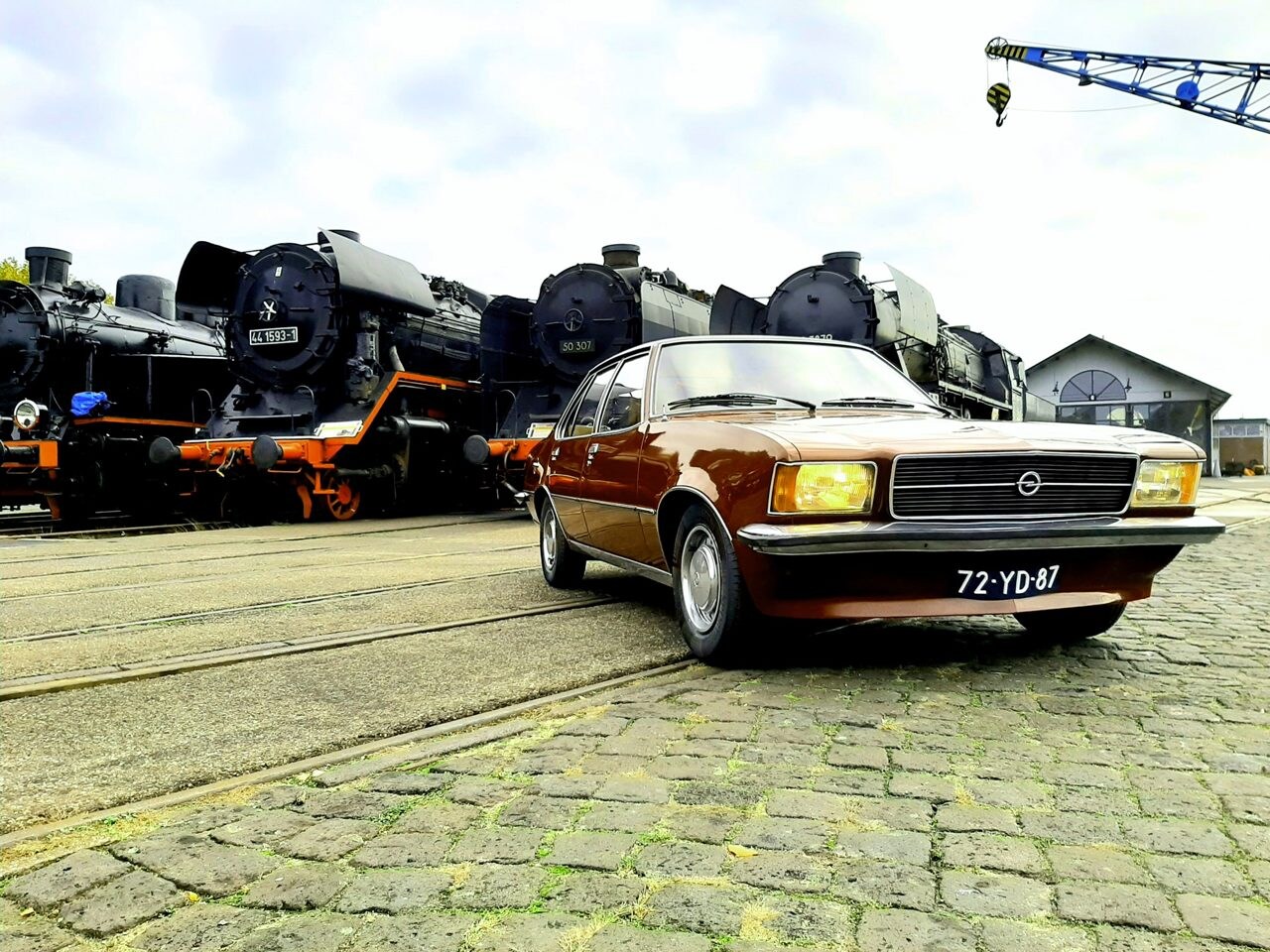 opel-rekord-2000-s-automatic.jpg