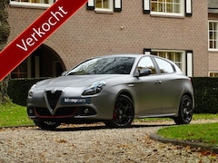 Alfa Romeo Giulietta - 1.750 Turbo Veloce Matgrijs Nav/Xenon/Stoelverw/1eEig