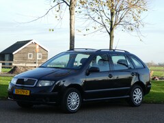 Skoda Fabia Combi - 1.2-12V Ambiente * Nw-Type * 5Drs * KOOPJE