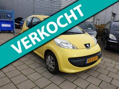 Peugeot 107 - 1.0-12V XR