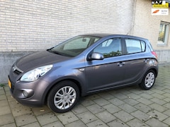 Hyundai i20 - 1.4 DynamicVersion 5Drs Airco Afn Trekhaak Nap 2e Eig 1.4i DynamicVersion