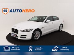 Jaguar XE - 2.0 D Pure LZ68972 | Gratis Thuisbezorgd | Navi | Camera | Climate | Cruise |