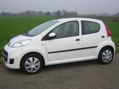 Peugeot 107 - 1.0/12V 5DRS Airco NW APK