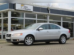 Volvo S80 - 2.5 T Momentum Automaat, weinig kilometers, volledig dealer onde