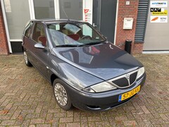 Lancia Y(psilon) - 1.2 LS / Airco / Elektrische ramen / NAP