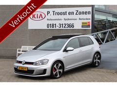 Volkswagen Golf - 2.0 TSI GTI Performance/Panoramadak/Navigatie/Achteruitrijcamera/Cruise control/Stoelverwa