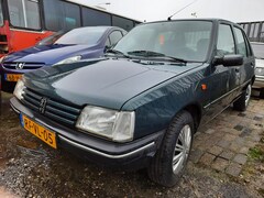 Peugeot 205 - 1.4 Génération