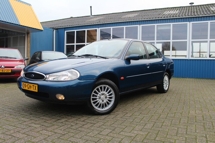 Conclusie Gang revolutie Ford Mondeo 1.8-16V "Ghia Platinum" Leder - Clima 2000 Benzine - Occasion te  koop op AutoWereld.nl