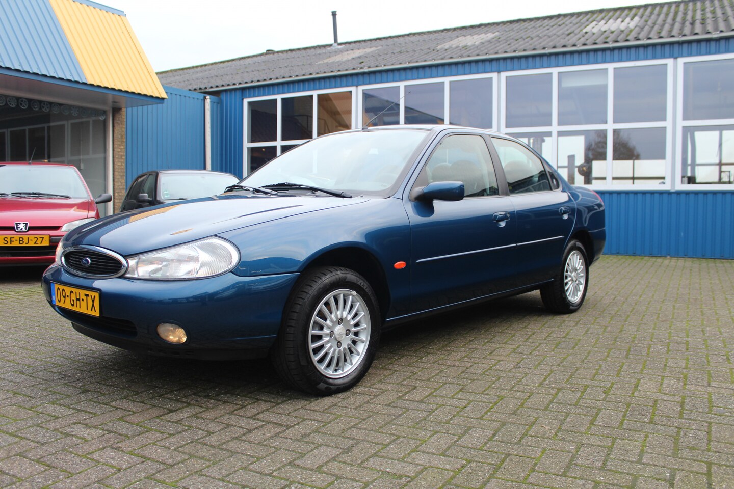 ford-mondeo-1-8-16v-ghia-platinum-leder-clima-apk-16-11-2021.jpg