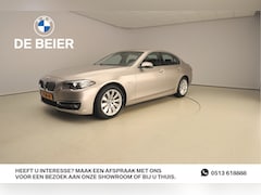 BMW 5-serie - 520I LED / Leder / Navigatie / Comfortzetels / GSM / Elektr. zetels / Alu 18 inch