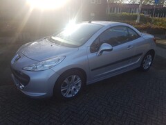 Peugeot 207 CC - 1.6 VTi