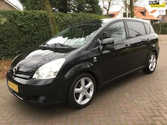 Toyota Verso - 2.2 D-4D Luna Full Options