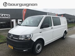 Volkswagen Transporter - 2.0 TDI L2H1 DC 150PK , Airco, Parkeersensoren, Trekhaak, Cruise