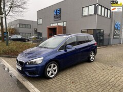 BMW 2-Serie - 218i AUTOMAAT/7-PERSOONS/NAVI/CAMERA/BOMVOL