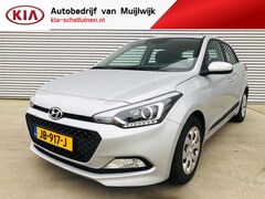 Hyundai i20 - 1.2 HP i-Motion Comfort NL auto Trekhaak/Clima/Camera/DAB/Navi