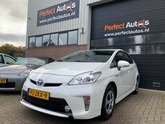 Toyota Prius - 1.8 Comfort Navi, Xenon, Dealeronderhouden
