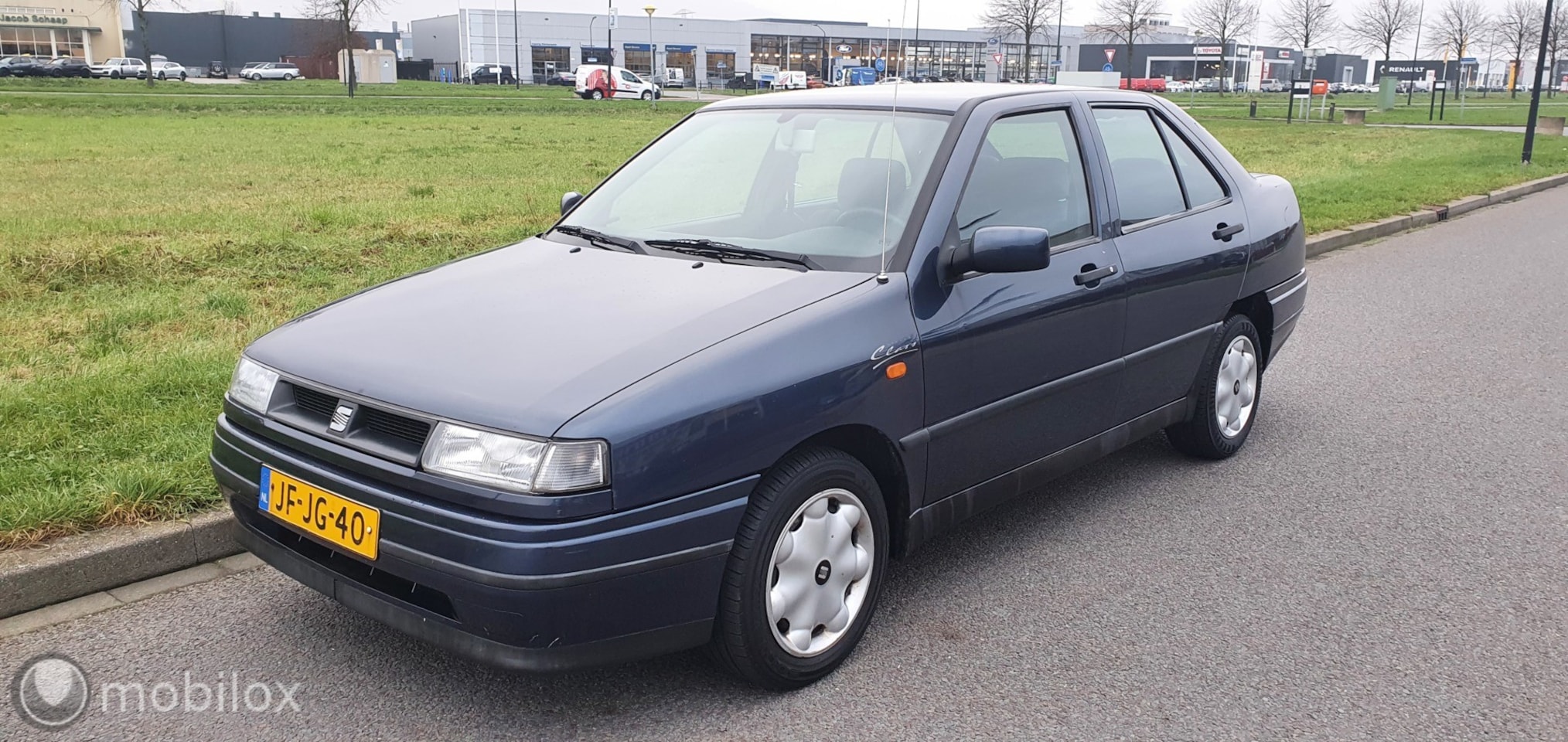 seat-toledo-1-8i-cl-1-8i-cl.jpg