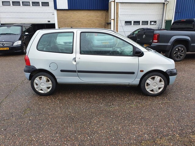 Renault Twingo 1 2 Authentique Apk Tot 03 01 2022 2000 Benzine Occasion Te Koop Op Autowereld Nl