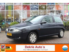 Lancia Y(psilon) - 1.2 LS *APK 4-2021* / ELEK. RAMEN / RADIO-CD / STUURBEKR. / MIST LAMPEN