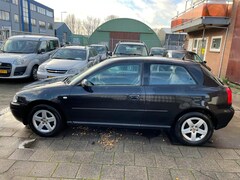 Audi A3 - 1.9 TDI 100pk Attraction