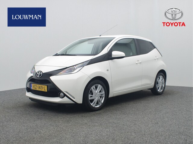 Toyota Aygo 1 0 Vvt I X Sport Sport Uitlaat Getint Glas 16 Benzine Occasion Te Koop Op Autowereld Nl