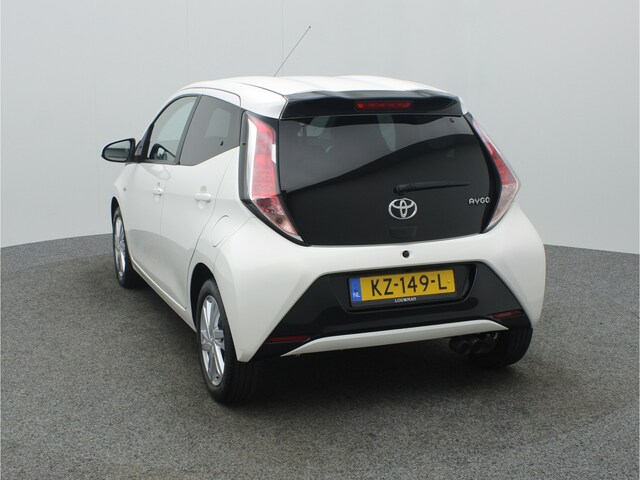 Toyota Aygo 1 0 Vvt I X Sport Sport Uitlaat Getint Glas 16 Benzine Occasion Te Koop Op Autowereld Nl
