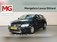Lexus CT 200h - 136Pk Base , Navigatie, parkeersensoren achter