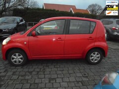 Subaru Justy - 1.0 SUPER MOOIE EN ZUINIGE AUTO 1E EIGENAAR DEALER ONDERHOUDEN