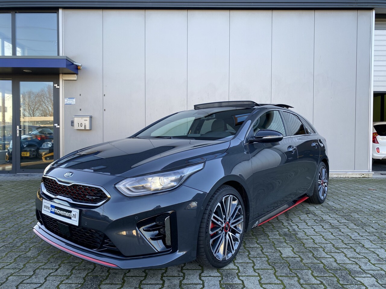 kia-pro-cee-d-1-6-t-gdi-gt-204pk-automaat-navi-camera-pano-led-jbl-suede-leer.jpg