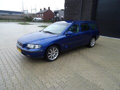 Volvo V70 - 2.4 Comfort Line