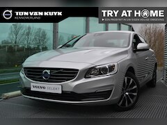 Volvo S60 - 1.5 T2 Polar+ Dynamic Leder / Xenon adaptief / Verwarmde voorruit / Trekhaak afneembaar