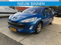 Peugeot 308 - XT 1.6 THP