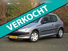 Peugeot 206 - 1.4 XR / APK tot juni 2021 / stuurbekrachtiging