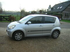 Daihatsu Sirion - Comfort 5 Drs NW APK