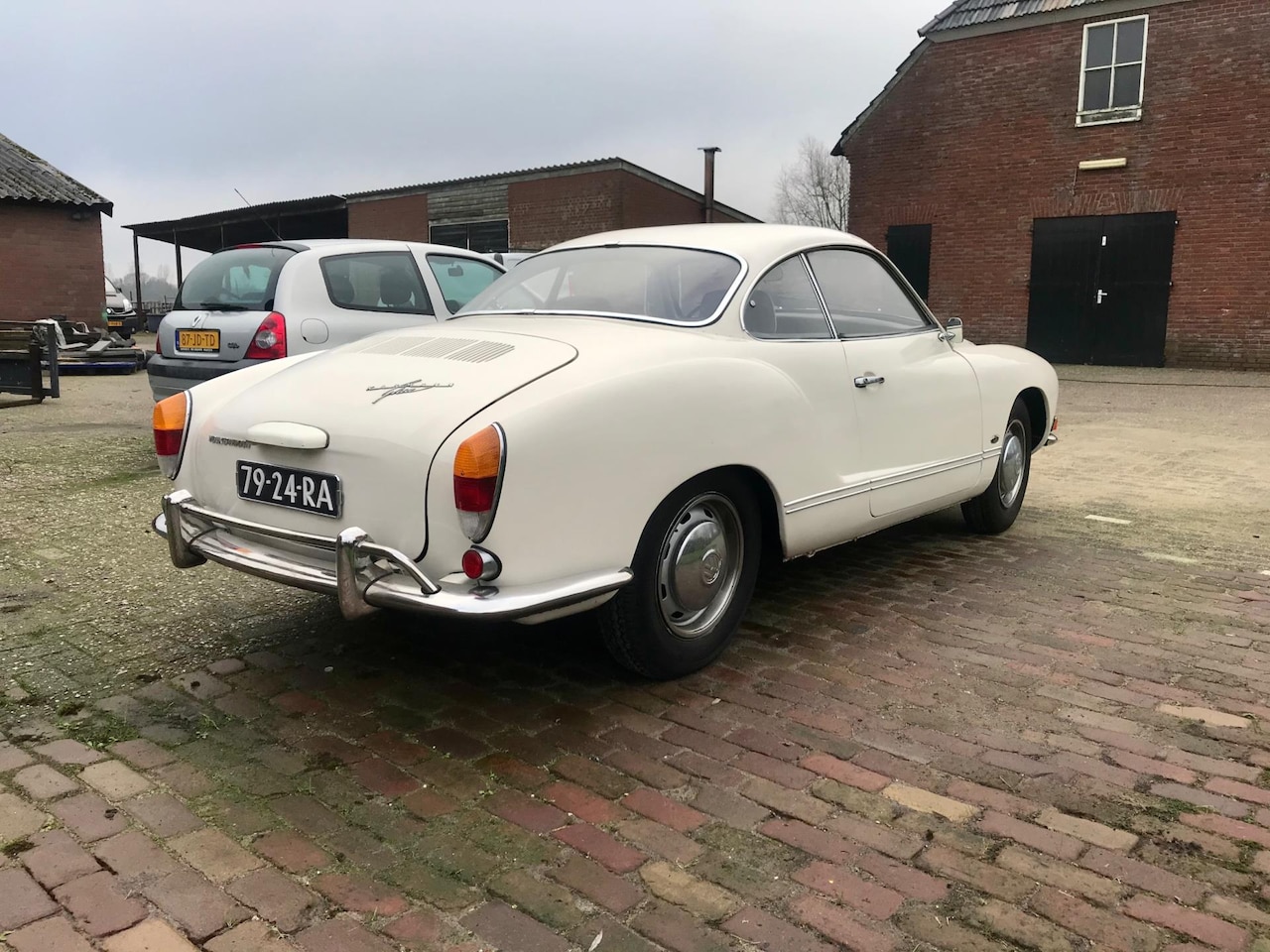 volkswagen-karmann-ghia-origineel-nederlandse-auto-zeer-mooie-auto-uniek-a-p-k-16-04-2021.jpg