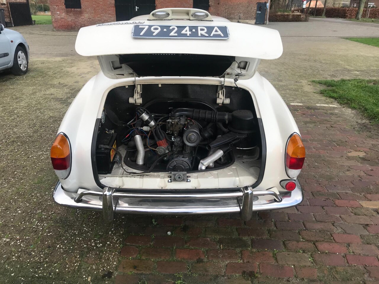 volkswagen-karmann-ghia-origineel-nederlandse-auto-zeer-mooie-auto-uniek-a-p-k-16-04-2021.jpg