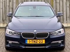 BMW 3-serie Touring - 320D LUXURY LINE pano/keyless/ GERESERVEERD