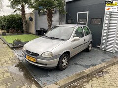 Opel Corsa - 1.2i-16V Strada