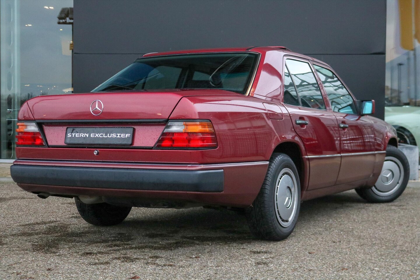 mercedes-benz-200-serie-200-e-automaat.jpg