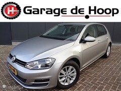 Volkswagen Golf - 1.2 TSI
