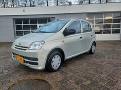 Daihatsu Cuore - 1.0-12V Tokyo MET A.P.K. TOT SEPTEMBER 2021