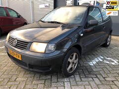 Volkswagen Polo - 1.4 Comfortline apk 22-05-2021 airco electrische ramen lm-velgen cd-speler stuurbekrachtig