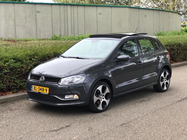 Ministerie Intens Aanmoediging Volkswagen Polo 1.2 TSI R-Line Edition PANORAMADAK- AUTOMAAT  -PARKEERSENSOREN 2016 Benzine - Occasion te koop op AutoWereld.nl