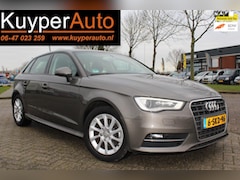 Audi A3 Sportback - 1.6 TDI ultra Edition navi clima 5 drs etc