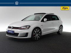 Volkswagen Golf - 2.0 221pk TSI GTI | Camera | Panoramadak | Navigatie | Lane assist | Adaptive cruise contr