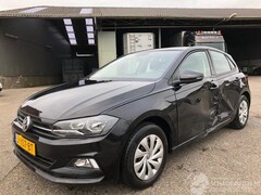 Volkswagen Polo - 1.0 tsi 95pk comfortline 5drs - slechts 5 maanden oud - airco - adaptive cruise contr - le